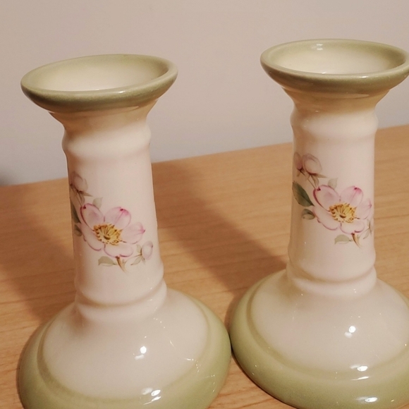 Blakeney Candleholder set of 2 Made n England Floral 5" - Picture 5 of 8